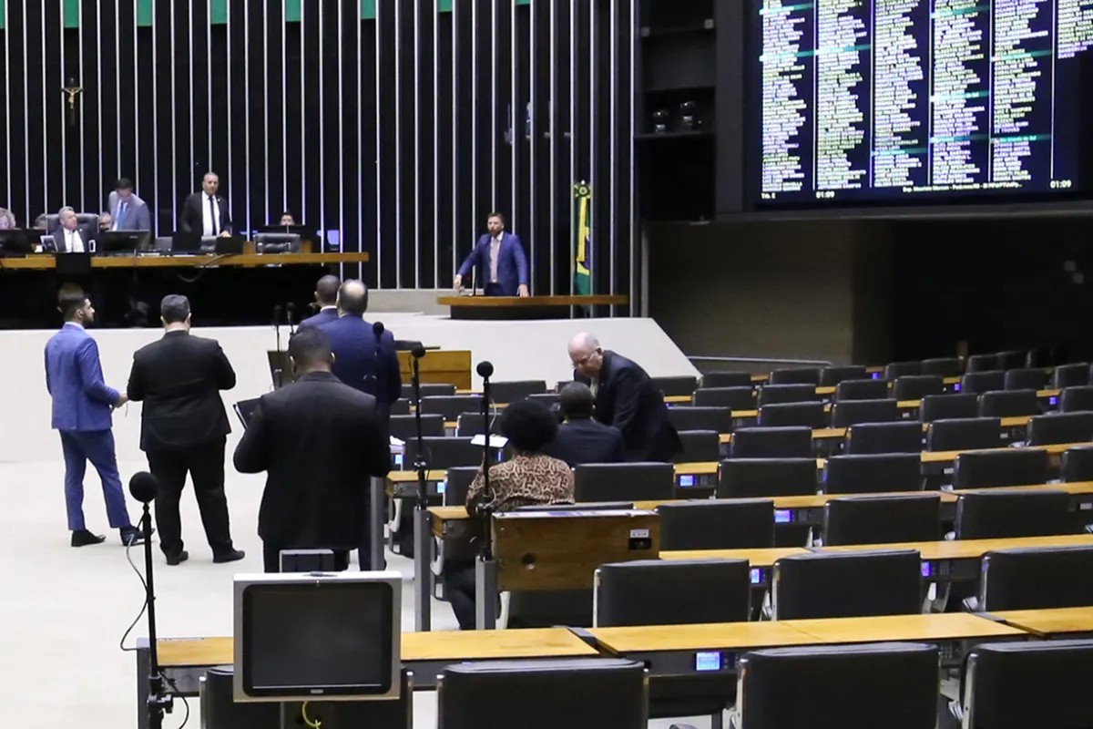 Opinião: IOF e a fragilidade da política fiscal brasileira