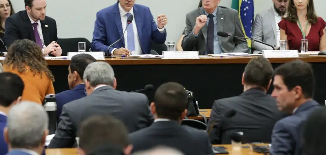 Política: Audiência com Haddad na Câmara termina em tumulto e é suspensa antes da terceira rodada de perguntas