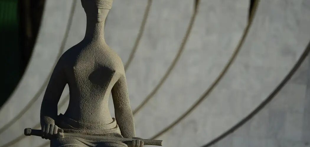 Justiça: Meta confirma que perfil no Instagram investigado foi criado com e-mail de Mauro Cid