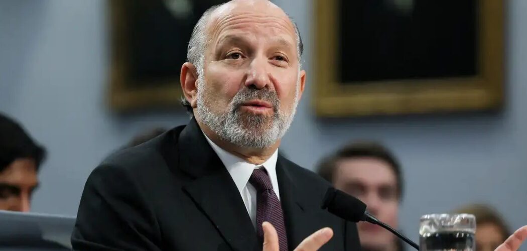 Economia: Produtos tropicais como café, manga e abacaxi podem entrar nos EUA sem tarifa, diz secretário