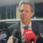 Resposta: Governo conclui plano de contingência contra tarifaço de Trump e aguarda aval de Lula