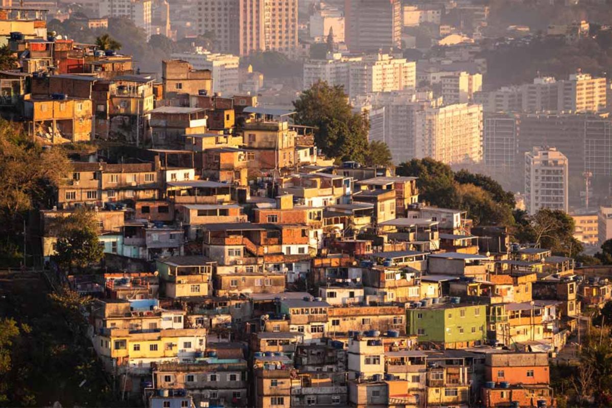Data Favela realiza maior pesquisa da história sobre favelas brasileiras com participação ativa no Ceará