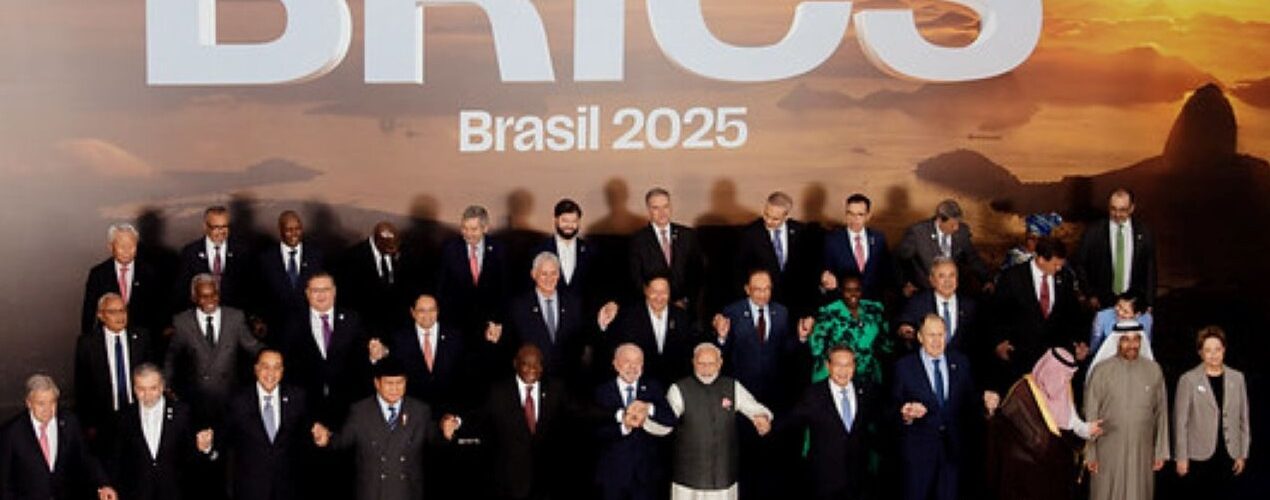 Opinião: Os BRICS e a desdolarização da economia global
