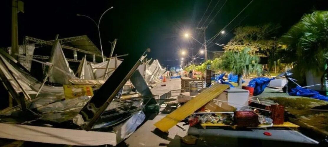 Clima: Ciclone com ventos acima de 100 km/h causa destruição em São Paulo