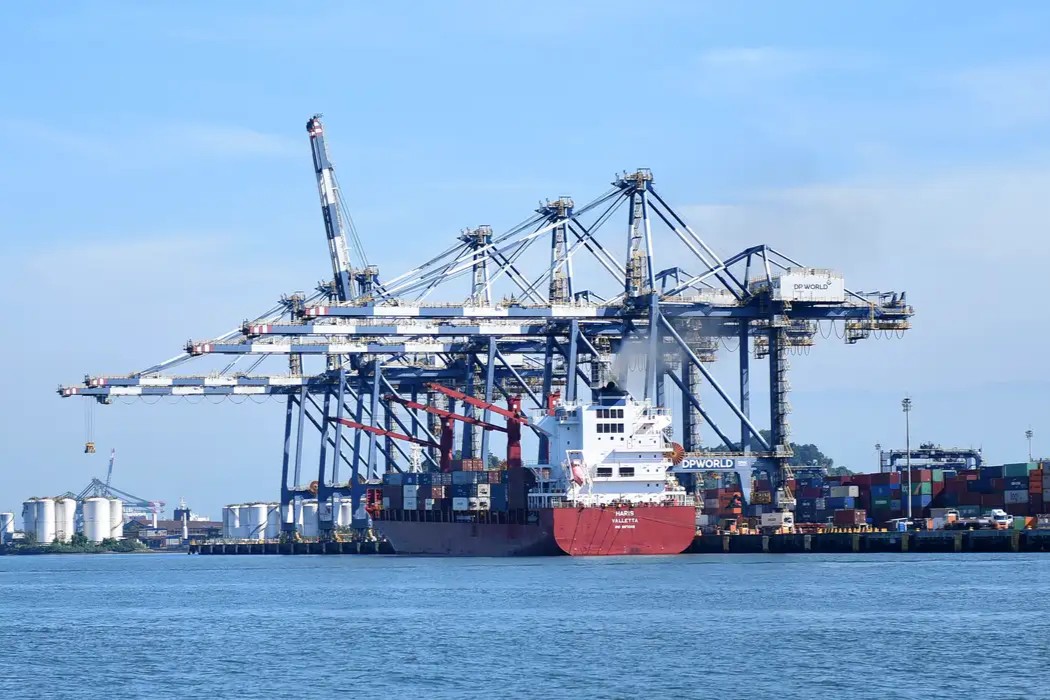 Economia: Corrida de exportadores no Porto de Santos tenta evitar tarifa de 50% dos EUA