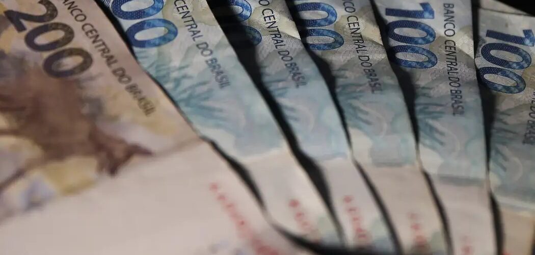 Economia: Mercado reduz projeção da inflação para 5,1% e mantém previsão de crescimento do PIB em 2,23%