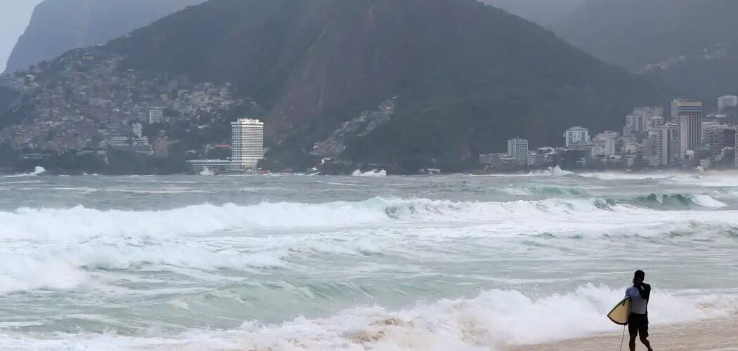 Frente Fria: Marinha emite alerta de ressaca e ventos fortes no Rio de Janeiro