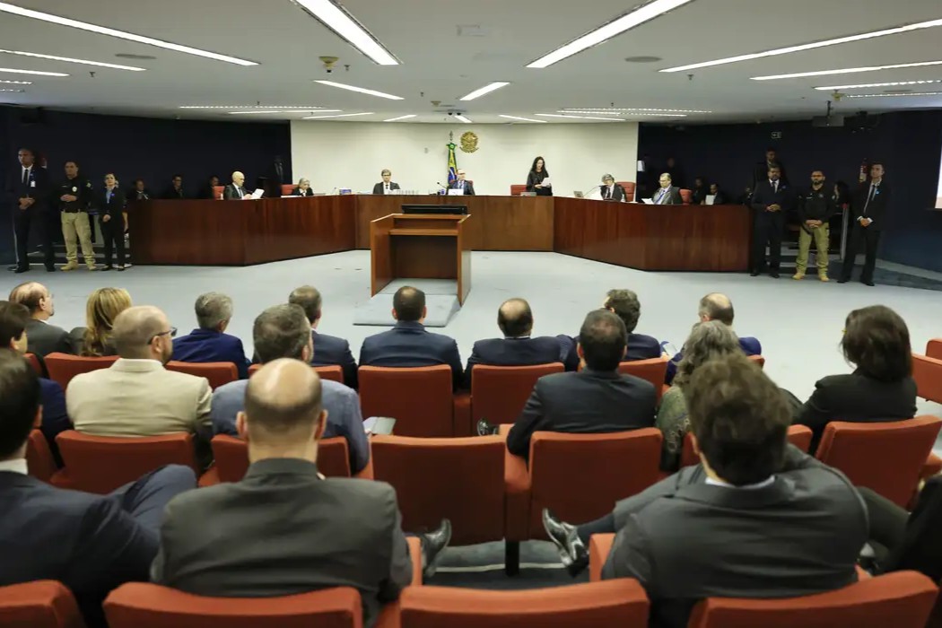 Justiça: STF recebe mais de 3,3 mil pedidos para acompanhar julgamento de Bolsonaro, mas só 1.200 terão acesso