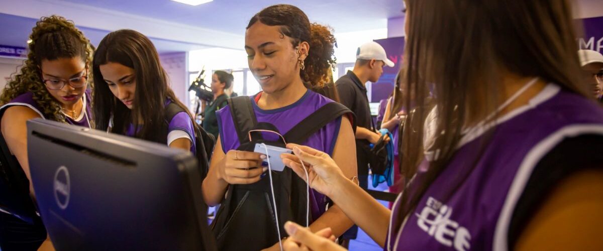 Trabalho: EXPO CIEE 2025 abre inscrições para maior feira de trabalho jovem da América Latina