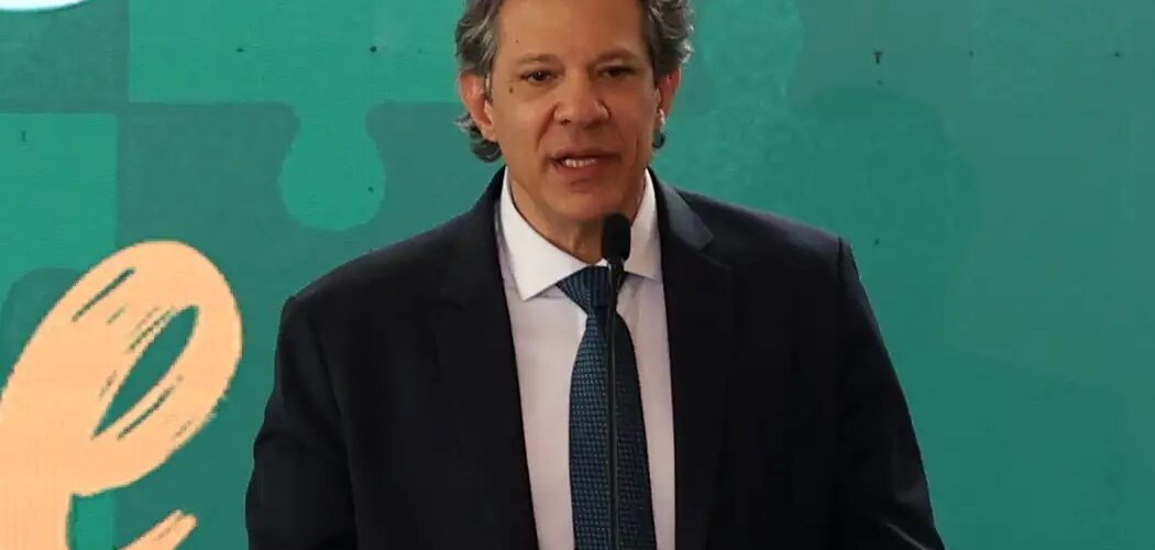 Resposta: Haddad entrega plano de resposta ao tarifaço dos EUA para Lula nesta quarta-feira