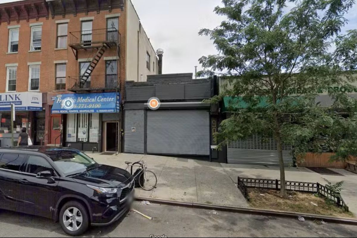 Tragédia: Atiradores abrem fogo em restaurante no Brooklyn, em Nova York, e deixam 3 mortos e 8 feridos