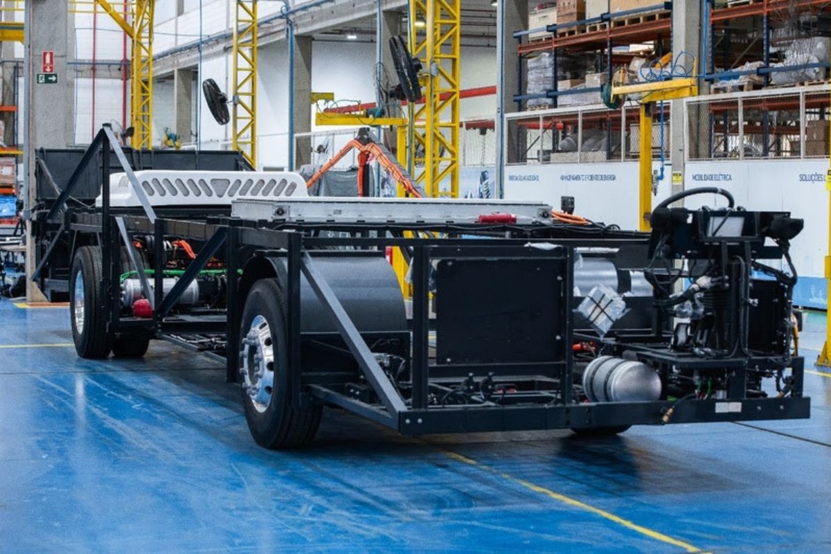 Tecnologia: BYD equipa ônibus elétricos no Brasil com bateria Blade e promete revolução no transporte coletivo