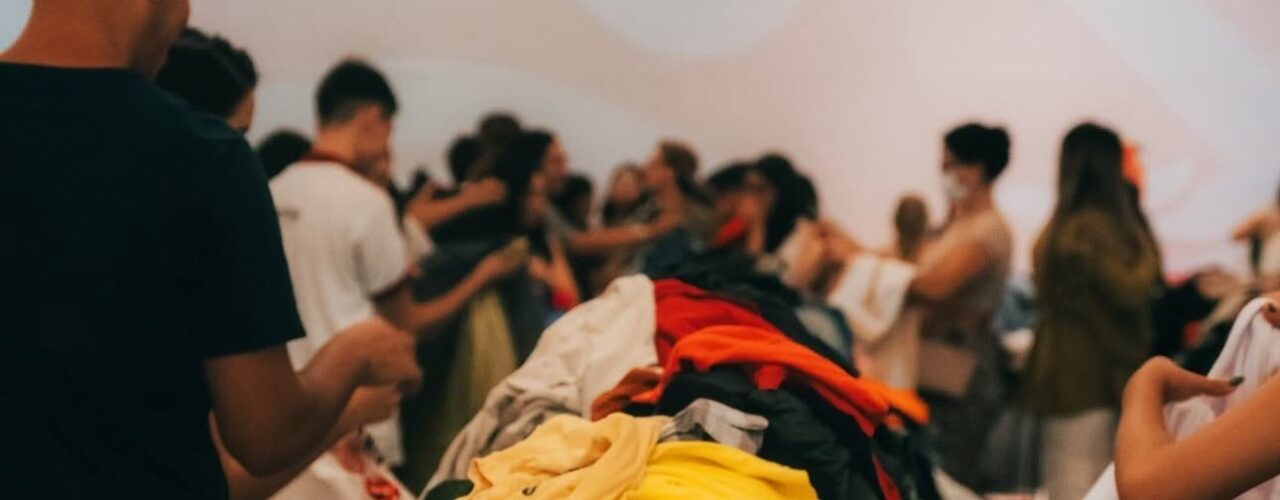 Oportunidade: Bazar beneficente da CCVideira oferece peças a partir de R$ 5 em Fortaleza