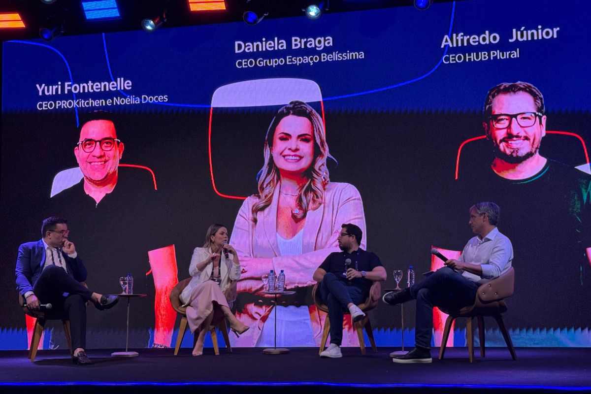 Network: Daniela Braga participa de Talk Show exclusivo do Banco Itaú em Fortaleza e destaca empreendedorismo feminino