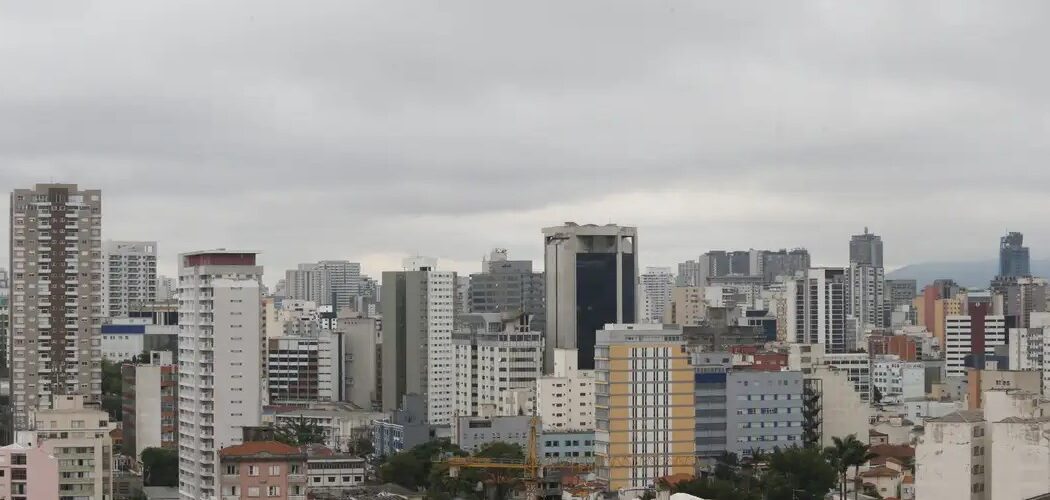 Censo: Brasil tem 15 cidades com mais de 1 milhão de habitantes em 2025, aponta IBGE