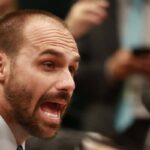 Política: Hugo Motta envia ao Conselho de Ética pedido de cassação de Eduardo Bolsonaro e outros 10 deputados