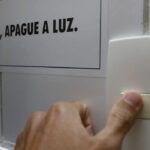 Economia: Setembro terá bandeira tarifária vermelha patamar 2 e conta de luz mais cara