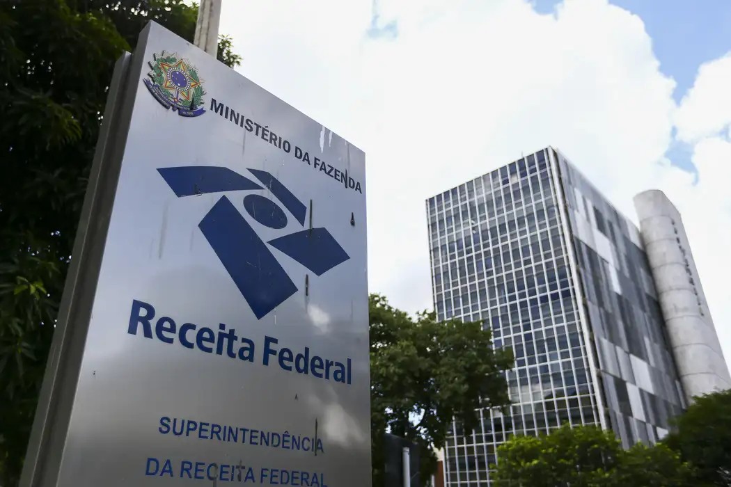 Economia: Arrecadação federal cresce 4,6% em julho de 2025 e bate recorde histórico para o mês