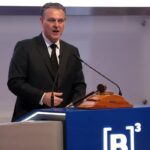 Economia: Brasil reafirma soberania diante de tarifas de Trump e busca ampliar mercados para exportações