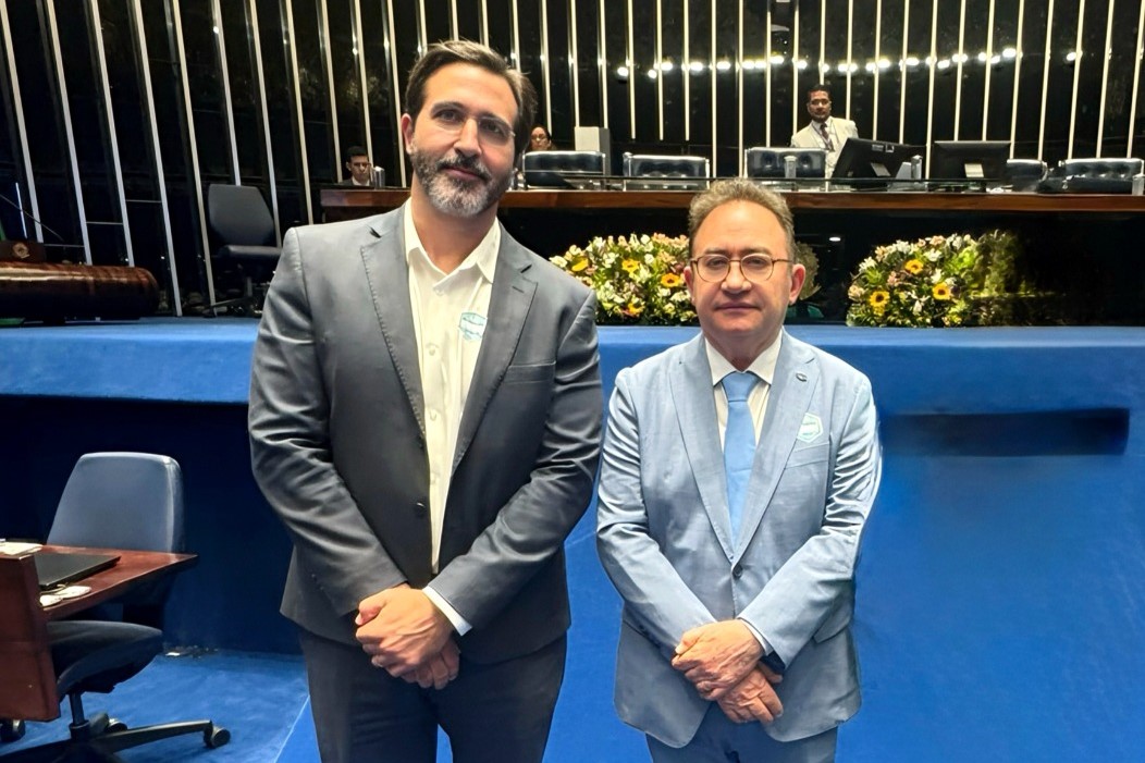 Homenagem: Lucas Fiuza, CEO da WAM Experience, prestigia homenagem aos 89 anos da ABIH Nacional