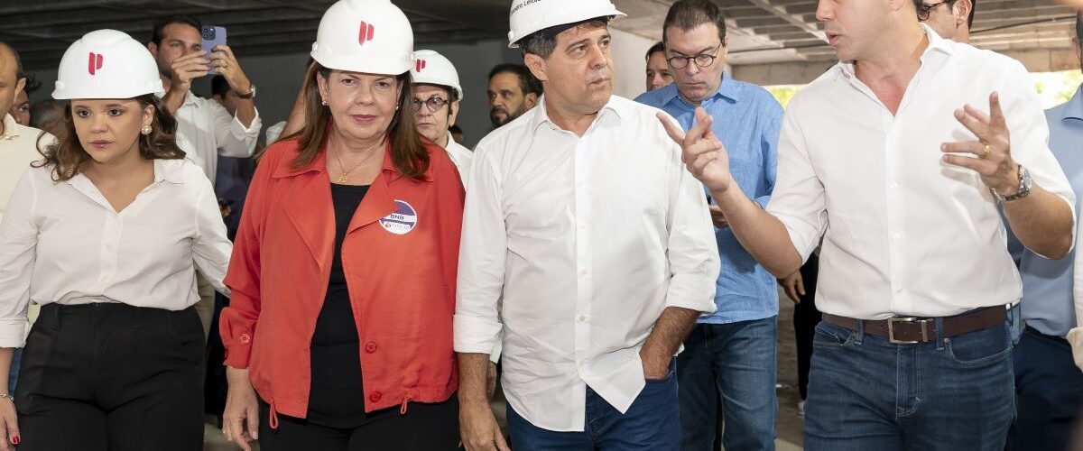 Negócios: Prefeito de Fortaleza visita obras do Estação Fashion, futuro hub da moda atacadista do Nordeste
