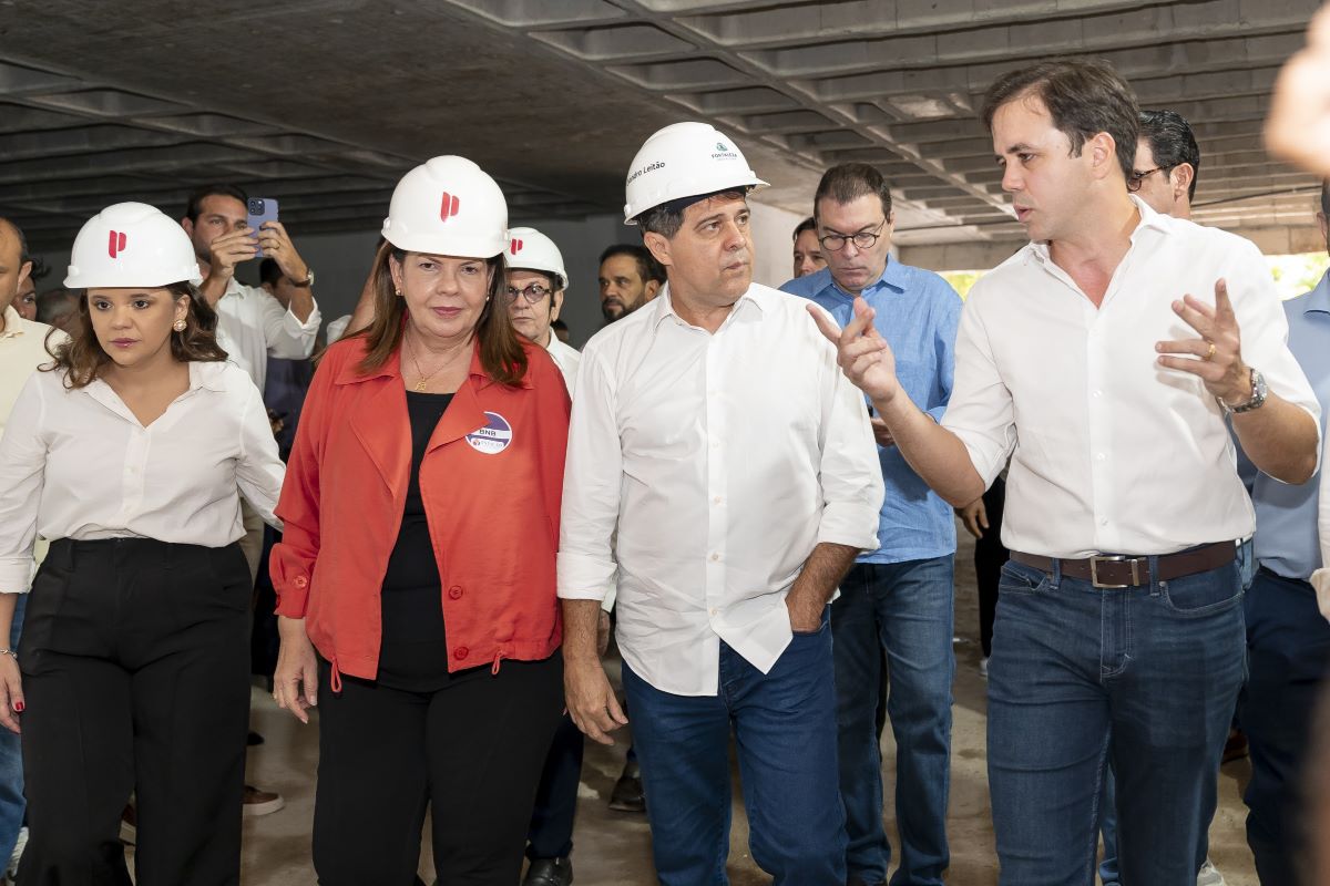 Negócios: Prefeito de Fortaleza visita obras do Estação Fashion, futuro hub da moda atacadista do Nordeste