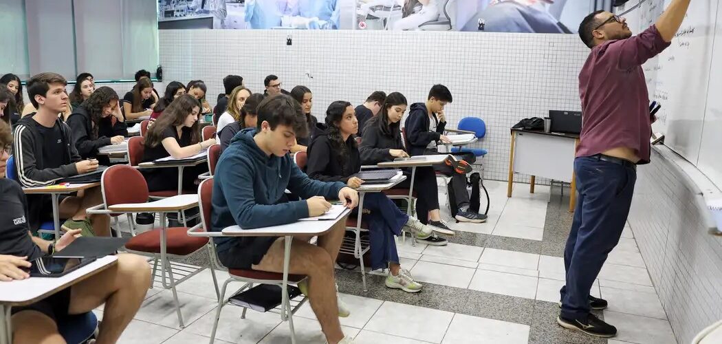 Enem 2025: locais de prova são divulgados; veja como consultar o cartão de confirmação