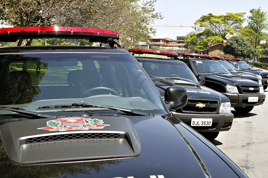 Polícia prende fornecedor de insumos para bebidas alcoólicas falsificadas em São Paulo