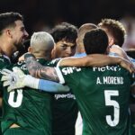 Futebol: Virada do Palmeiras e derrota do Flamengo colocam Verdão na liderança do Brasileirão