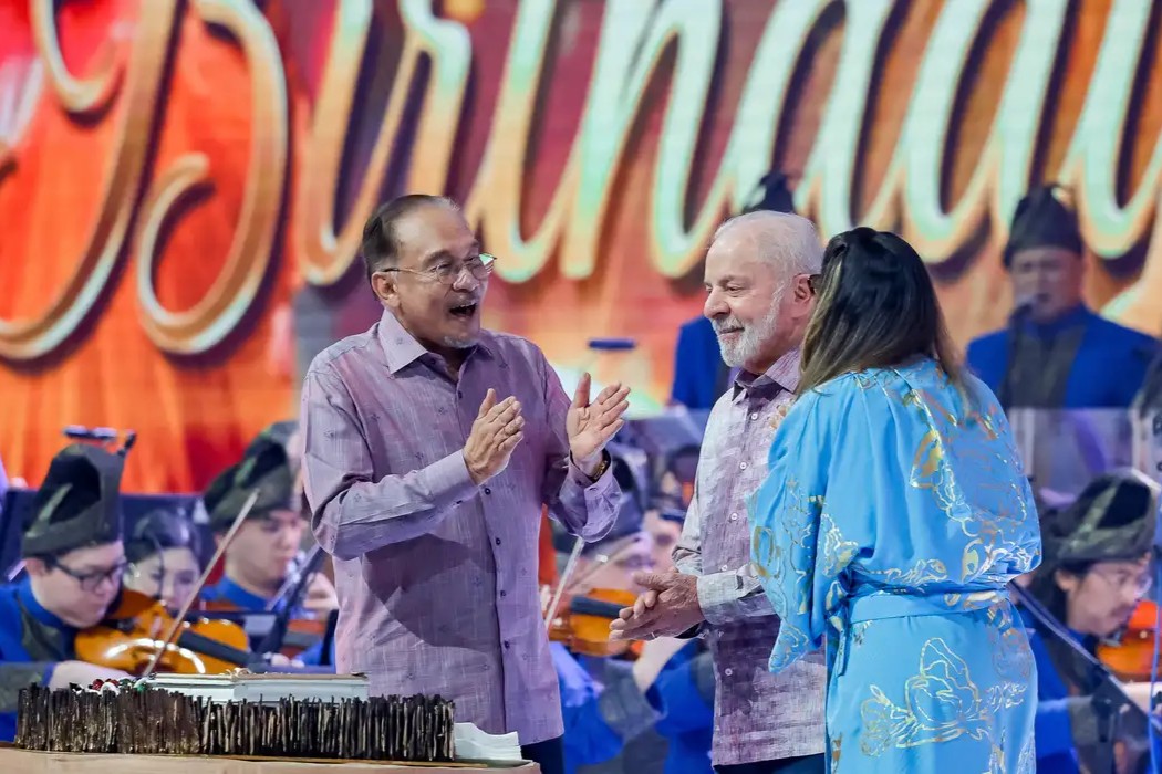 Política: Lula completa 80 anos e faz história como o primeiro presidente octogenário do Brasil