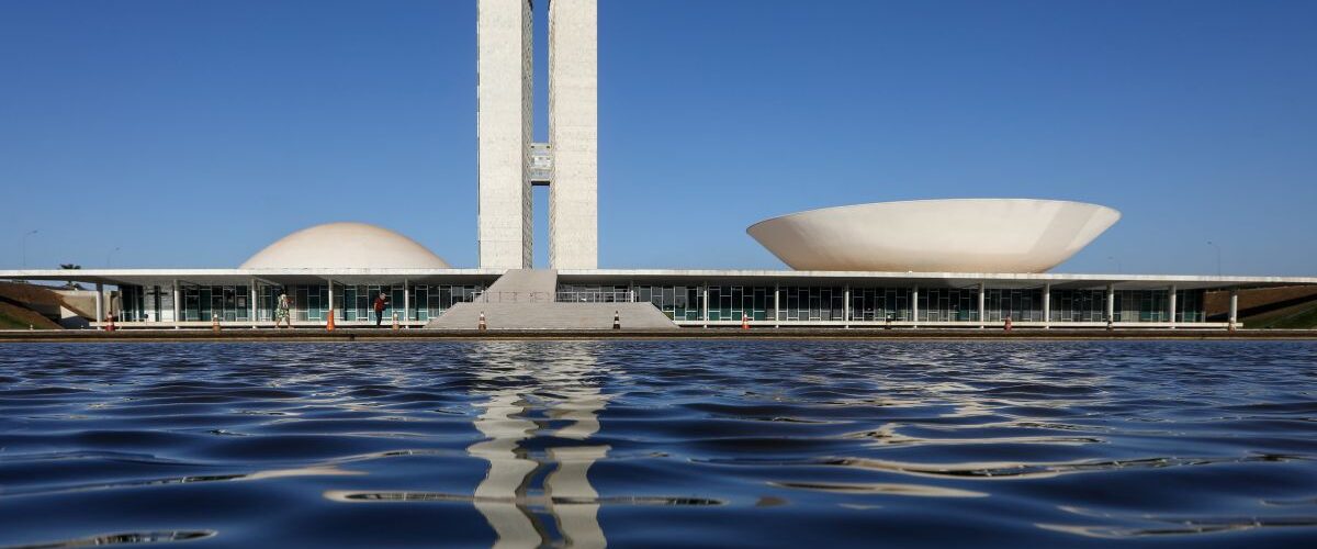 Política: Congresso vota nesta quarta MP que aumenta tributos e tenta garantir equilíbrio das contas públicas