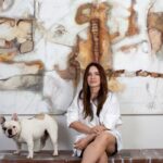 Cultura: Cristina Vasconcelos estreia exposição individual na Cave com mostra “Arqueologia da Superfície”