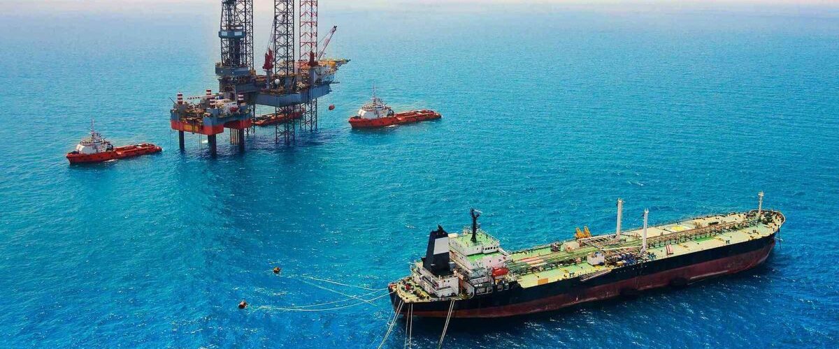 Combustível: Brasil lidera uso do etanol como alternativa sustentável para descarbonização do setor naval