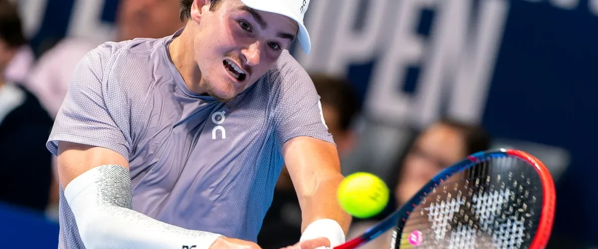 Tênis: João Fonseca avança às quartas do ATP 500 da Basileia após desistência de Mensik