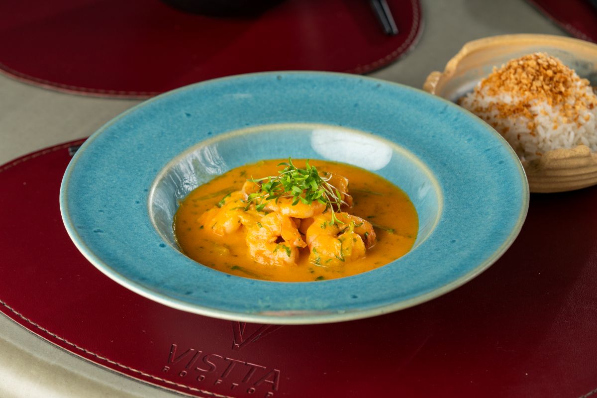 Gastronomia: Vistta Rooftop celebra o Fortaleza Restaurant Week 2025 com menu inspirado na música e na culinária asiática