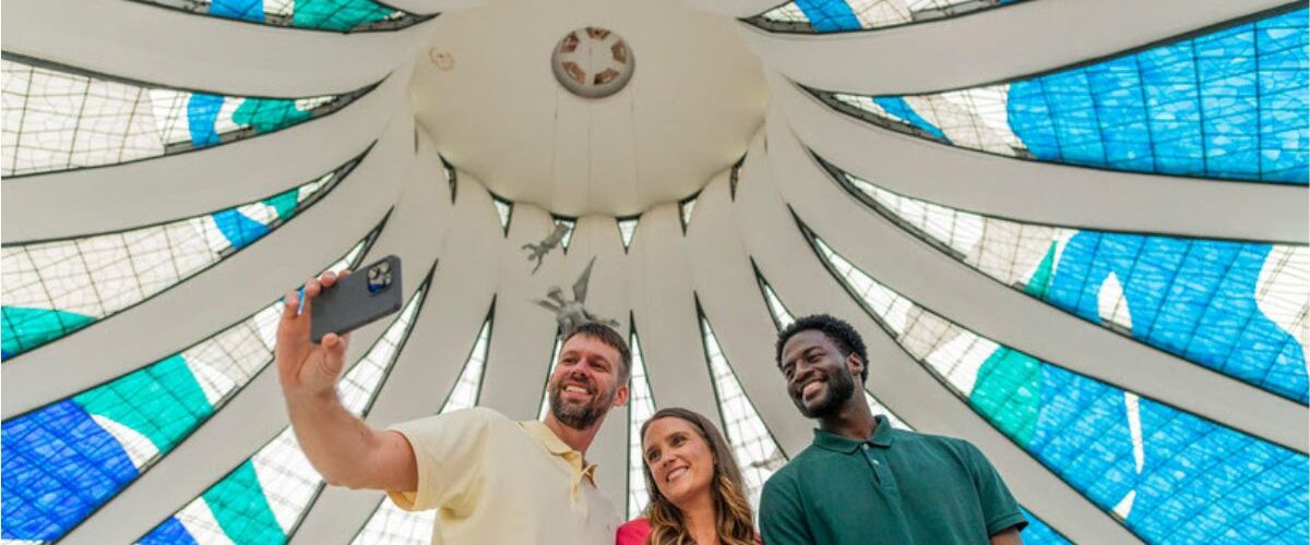 Turismo: Brasil lidera crescimento mundial na chegada de turistas internacionais no primeiro semestre de 2025