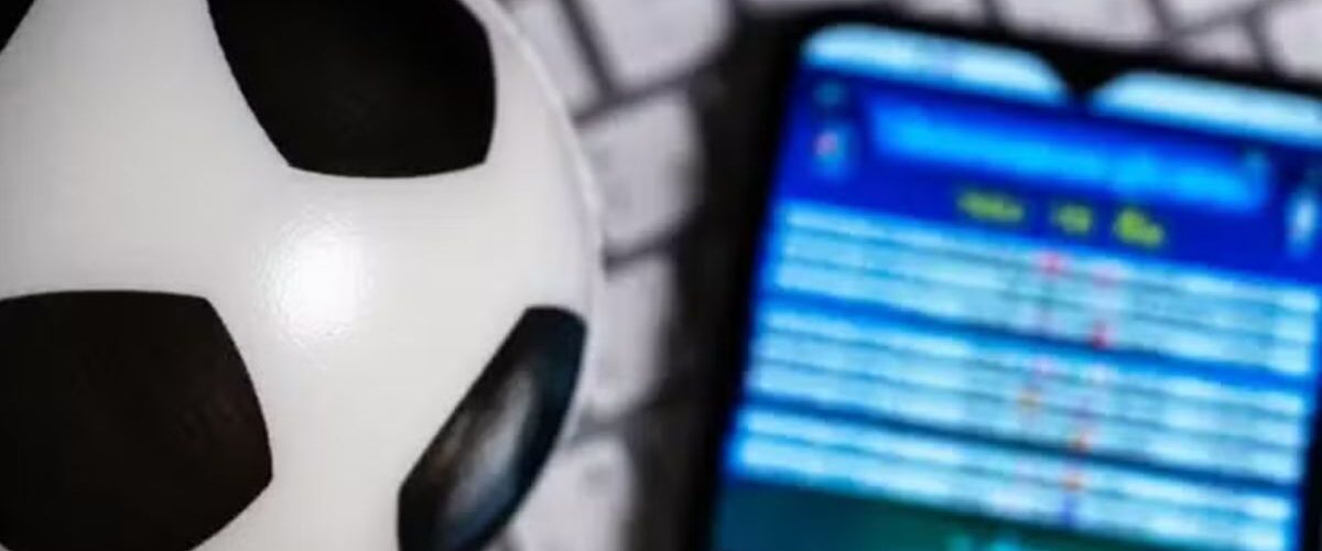 Bets: Governo proíbe beneficiários do Bolsa Família e BPC de fazer apostas online em sites de bets