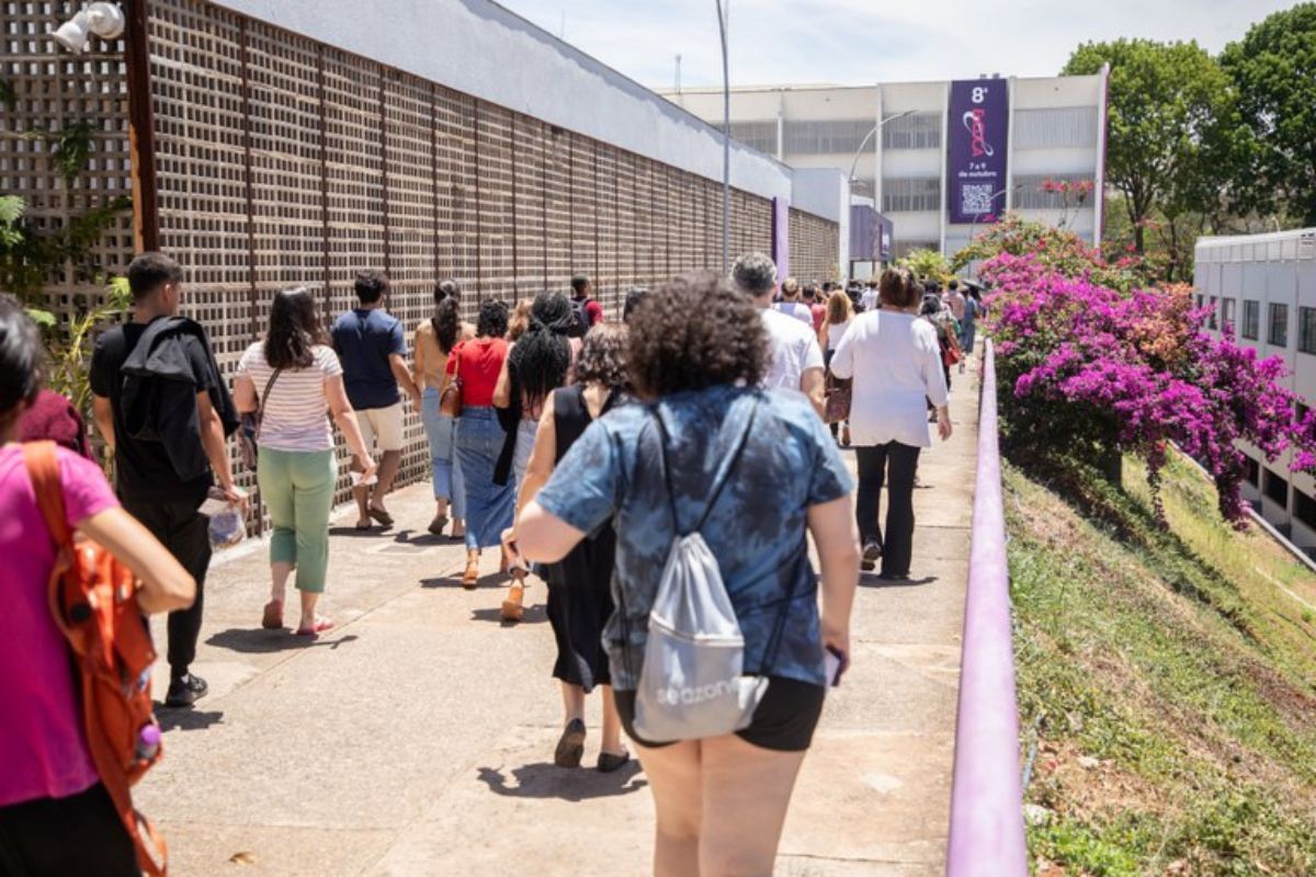 Balanço: Esther Dweck destaca tranquilidade e baixa abstenção no primeiro dia do CPNU 2