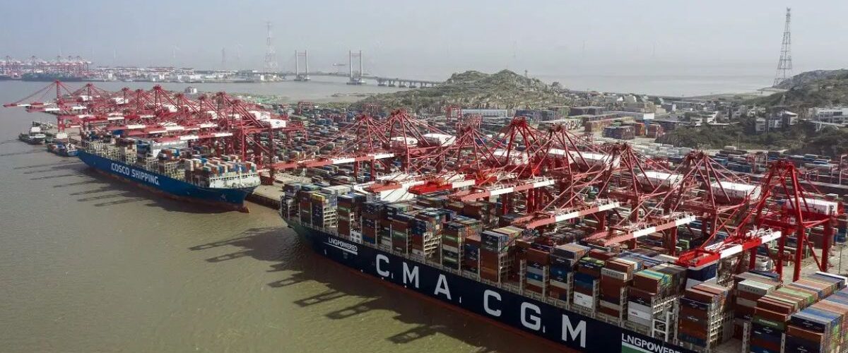 Internacional: China sanciona gigante sul-coreana Hanwha Ocean e amplia tensão com EUA, derrubando mercados globais