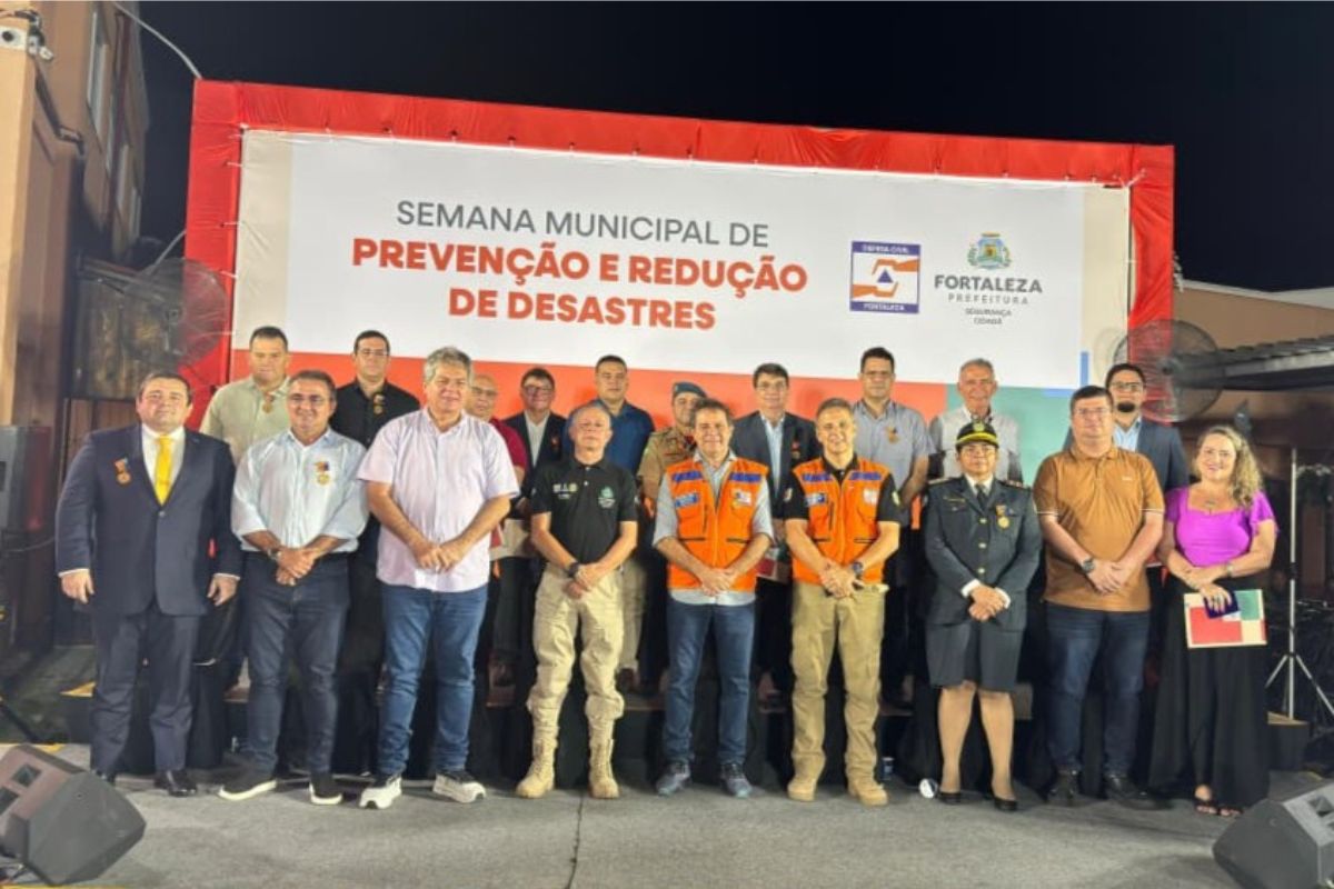 Comenda: Presidente do Crea-CE, Fernando Galiza, é homenageado com Medalha Proteção e Defesa Civil de Fortaleza