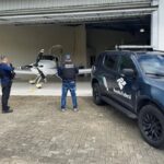 Apreensão: Receita Federal apreende avião com 571 iPhones irregulares avaliados em R$ 3 milhões em Santa Catarina