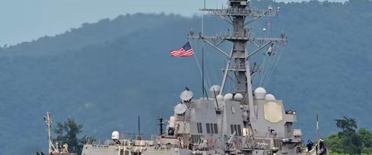 Tensão: Navio de guerra dos EUA chega a Trinidad e Tobago em meio à tensão com a Venezuela