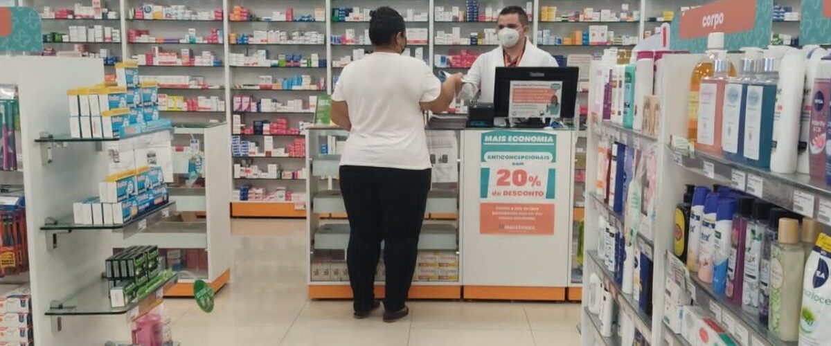 Farmácia: Cores das tarjas em medicamentos ajudam a identificar riscos e orientam uso seguro