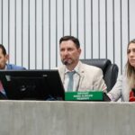 Política: Alece aprova PEC que prorroga contratos de professores temporários da UVA até junho de 2026