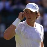 Tênis: João Fonseca encerra temporada de 2025 para tratar de lesão nas costas