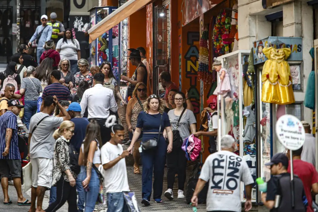 Economia: Programa transforma 2,5 milhões de inscritos no CadÚnico em microempreendedores individuais