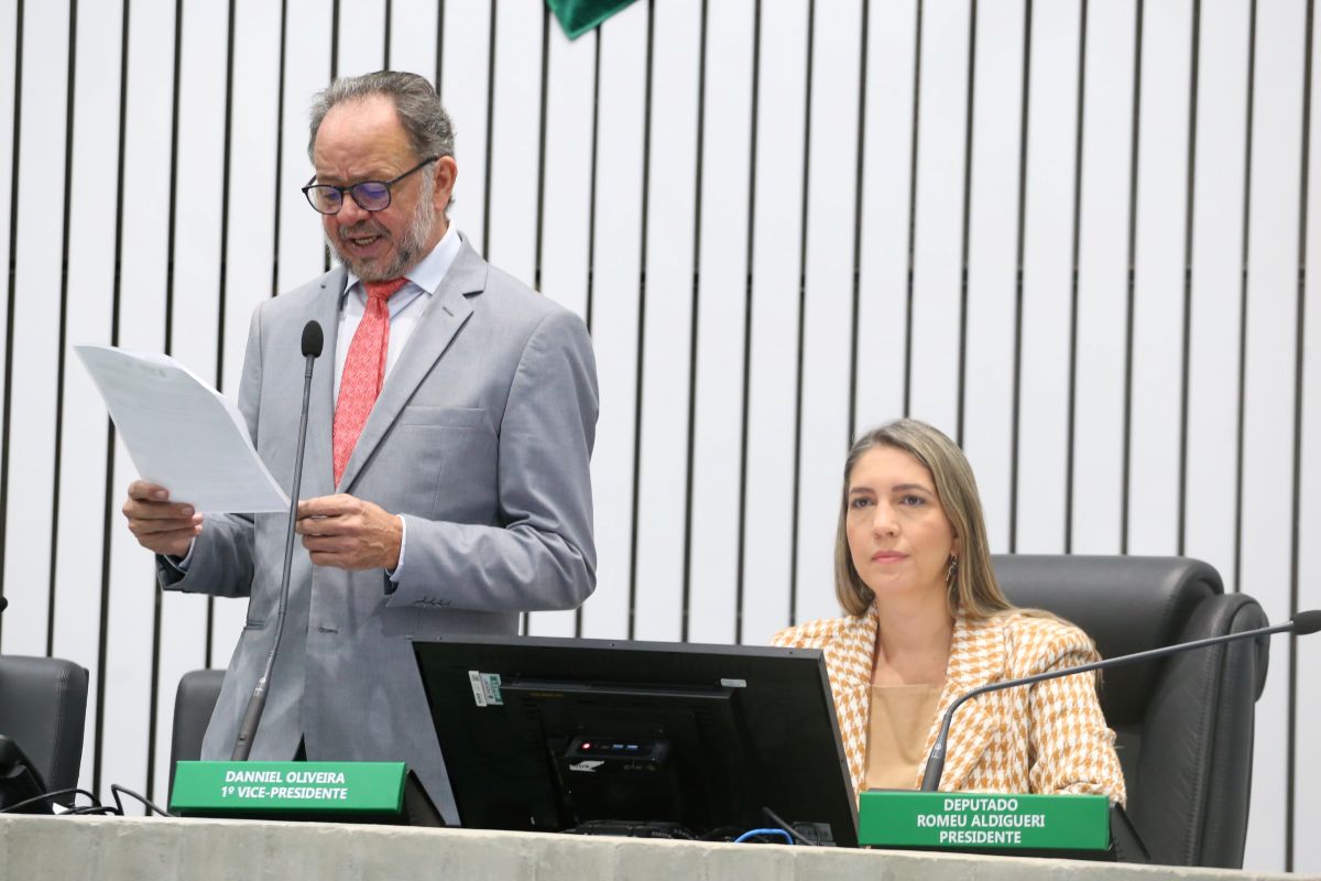 Política: Projeto da Lei Orçamentária Anual inicia tramitação na Alece com previsão de R$ 48,2 bilhões para 2026