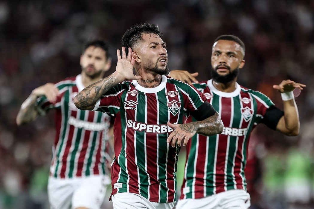 Futebol: Fluminense vence o Flamengo em clássico no Maracanã e acirra disputa pelo título do Brasileirão