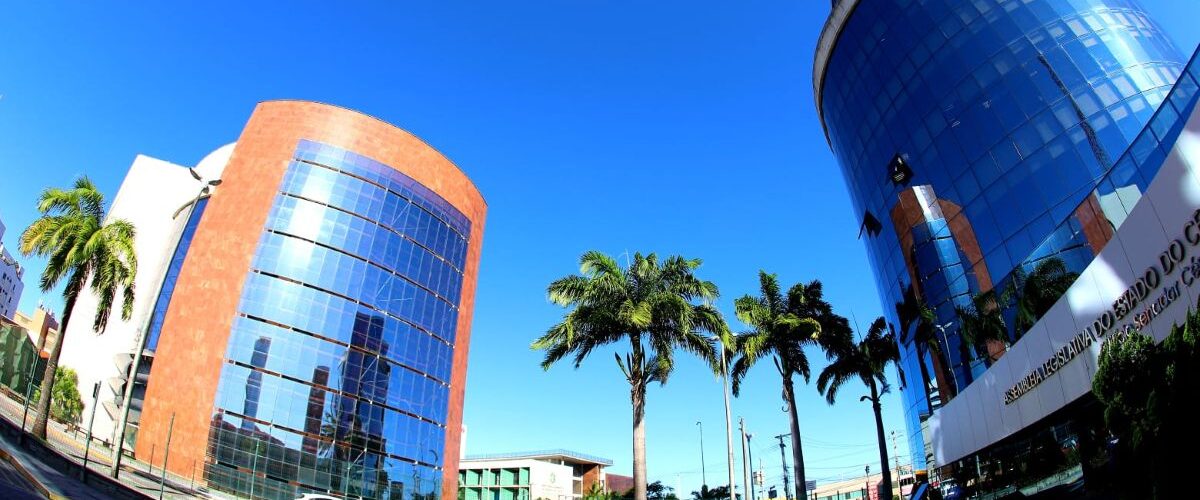 Política: Alece cria comissão para organizar concurso público previsto para 2026