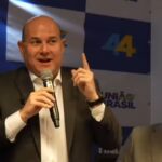 Política: Roberto Cláudio se filia ao União Brasil e reforça bloco de oposição no Ceará